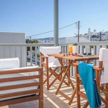 Ellania Milos * Adamantas (Milos)